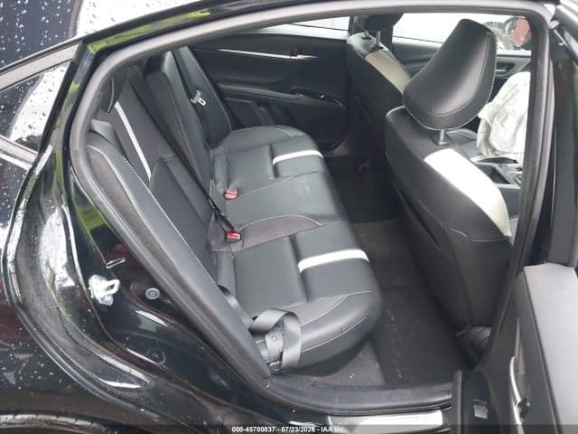 2025 TOYOTA CAMRY SE 8