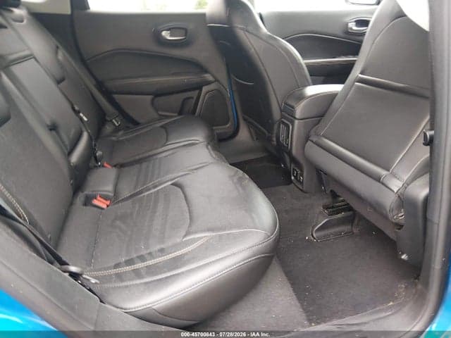 2018 JEEP COMPASS LATITUDE 4X4 8