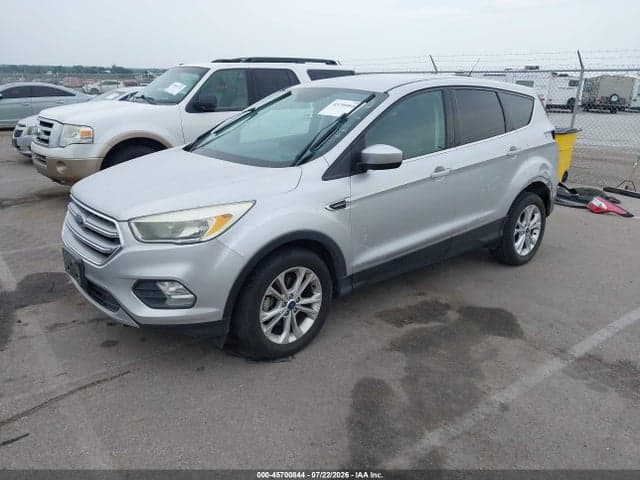 2017 FORD ESCAPE SE 2
