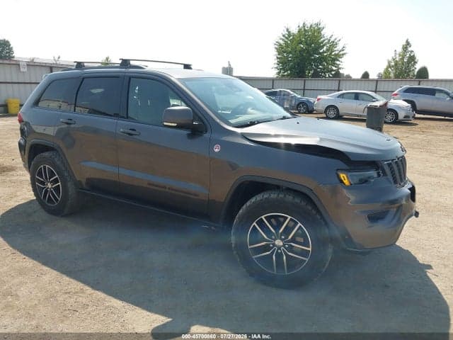 2017 JEEP GRAND CHEROKEE TRAILHAWK - 1