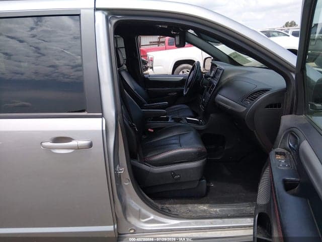 2019 DODGE GRAND CARAVAN GT 5