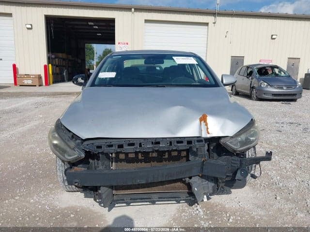 2017 HYUNDAI ELANTRA SE 7