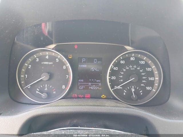 2017 HYUNDAI ELANTRA SE 8