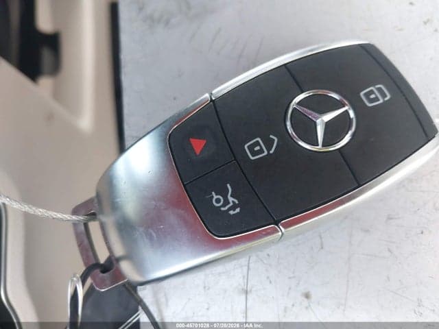 2025 MERCEDES-BENZ GLB 250 4MATIC 11