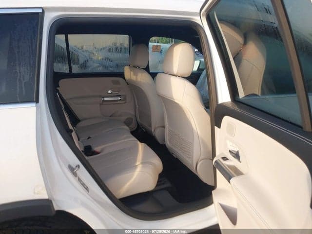 2025 MERCEDES-BENZ GLB 250 4MATIC 8