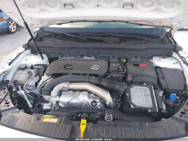 2025 MERCEDES-BENZ GLB 250 4MATIC 10