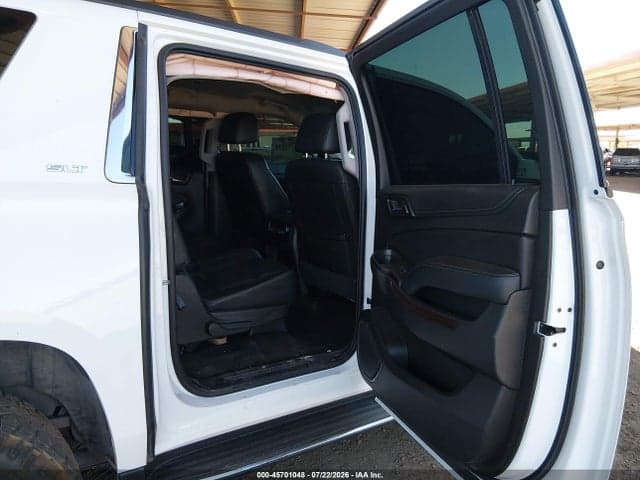 2017 GMC YUKON XL SLT 8