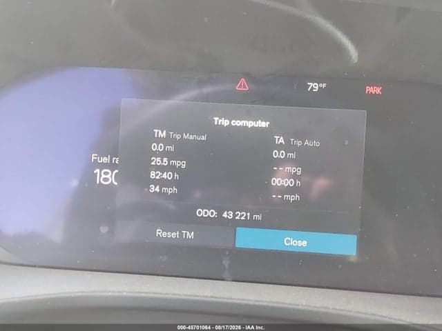 2024 VOLVO XC40 B5 PLUS DARK THEME 7