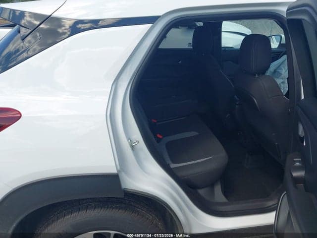 2026 CHEVROLET TRAILBLAZER AWD LT 8