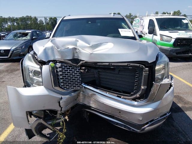2017 GMC YUKON DENALI 11