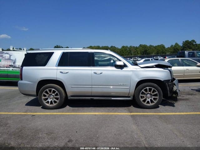 2017 GMC YUKON DENALI 12