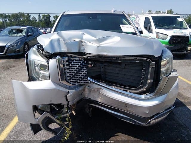 2017 GMC YUKON DENALI 6