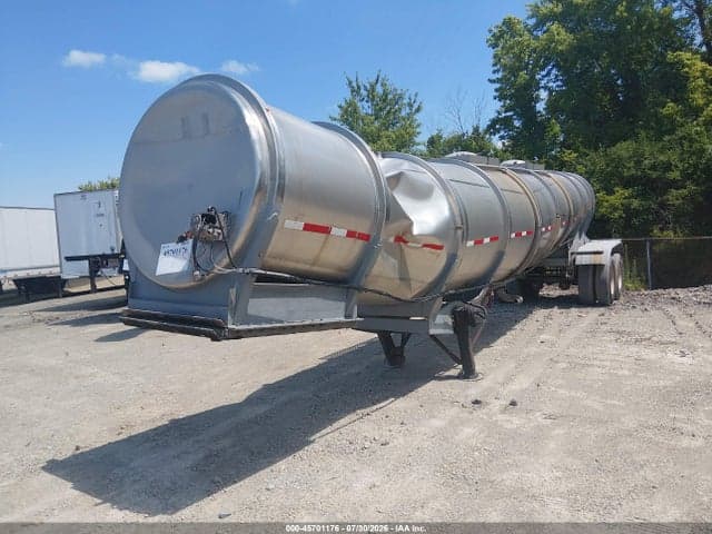 1976 BUTLER TANKER TRAILER 2