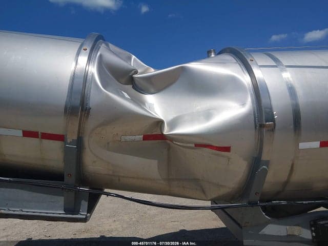 1976 BUTLER TANKER TRAILER 11