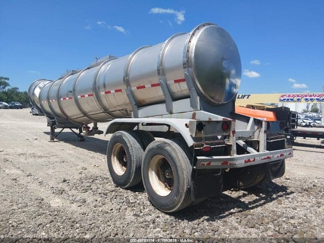 1976 BUTLER TANKER TRAILER 3