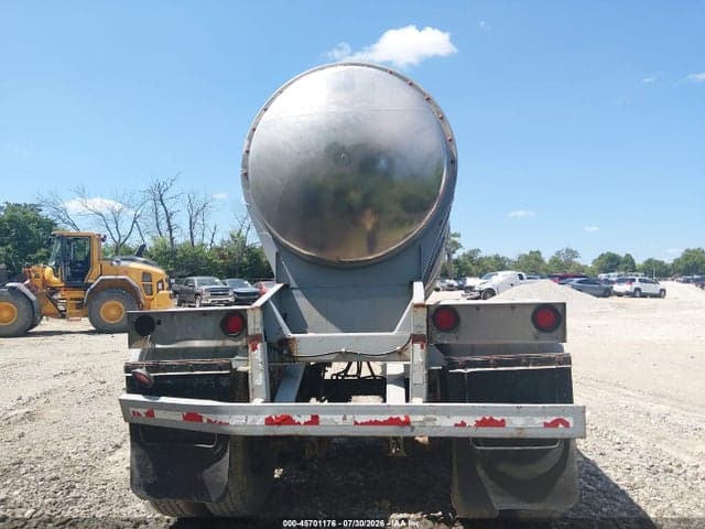 1976 BUTLER TANKER TRAILER 5