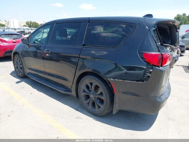 2020 CHRYSLER PACIFICA TOURING 3