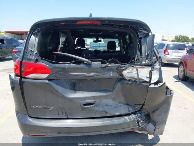 2020 CHRYSLER PACIFICA TOURING 6