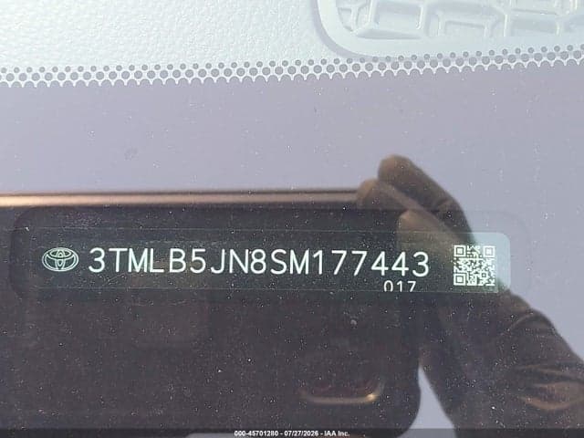 2025 TOYOTA TACOMA SR5 9