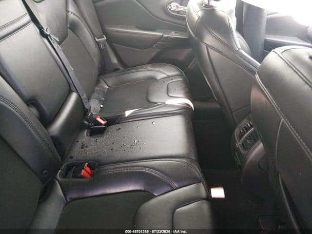2019 JEEP CHEROKEE ALTITUDE 4X4 8