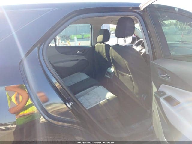2018 CHEVROLET EQUINOX LS 8