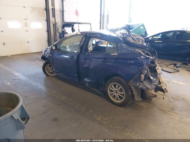 2017 TOYOTA PRIUS TWO 3