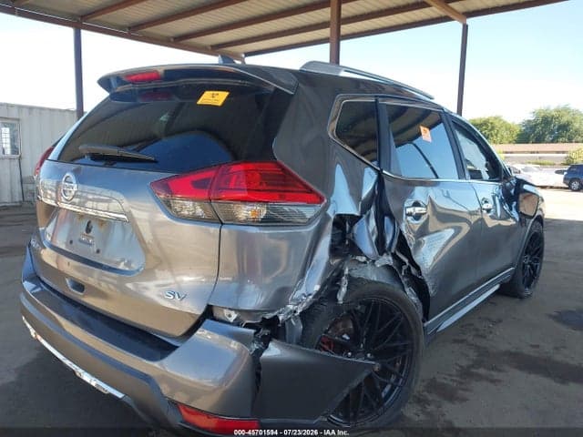 2017 NISSAN ROGUE SV 4