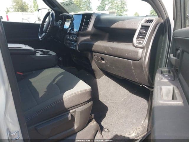 2022 RAM 3500 TRADESMAN 4X4 8' BOX 5