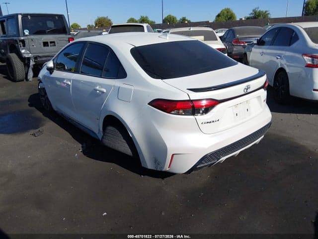 2021 TOYOTA COROLLA XSE 3