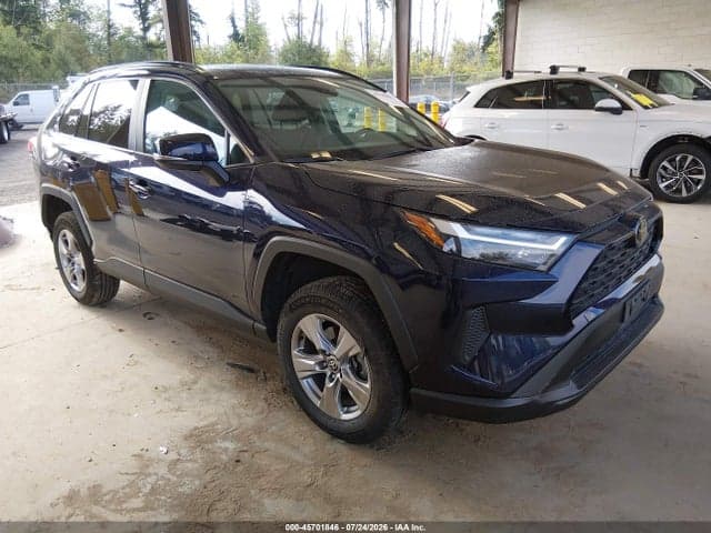2023 TOYOTA RAV4 XLE 1