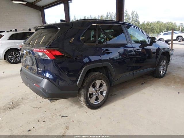 2023 TOYOTA RAV4 XLE 4