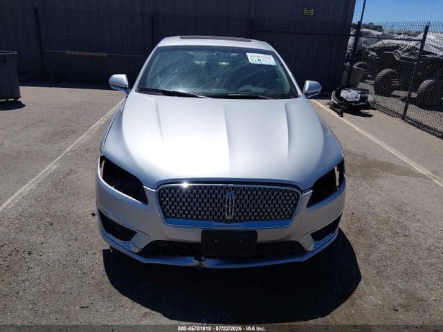2017 LINCOLN MKZ RESERVE 13