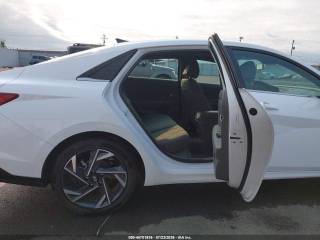 2025 HYUNDAI ELANTRA SEL CONVENIENCE 8