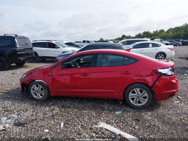 2020 HYUNDAI ELANTRA SEL 14