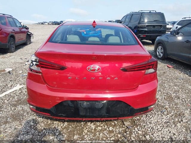 2020 HYUNDAI ELANTRA SEL 16