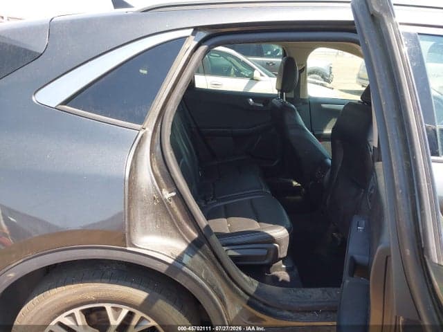 2020 FORD ESCAPE SEL 8