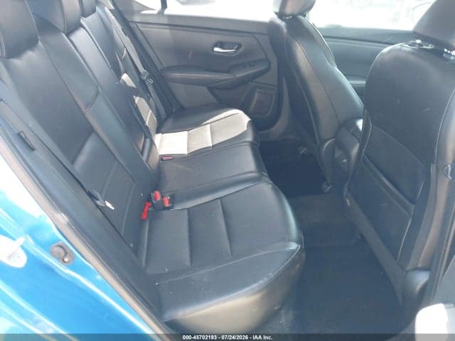 2022 NISSAN SENTRA SR XTRONIC CVT 8