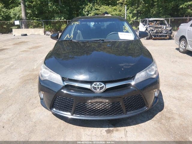 2017 TOYOTA CAMRY SE 12