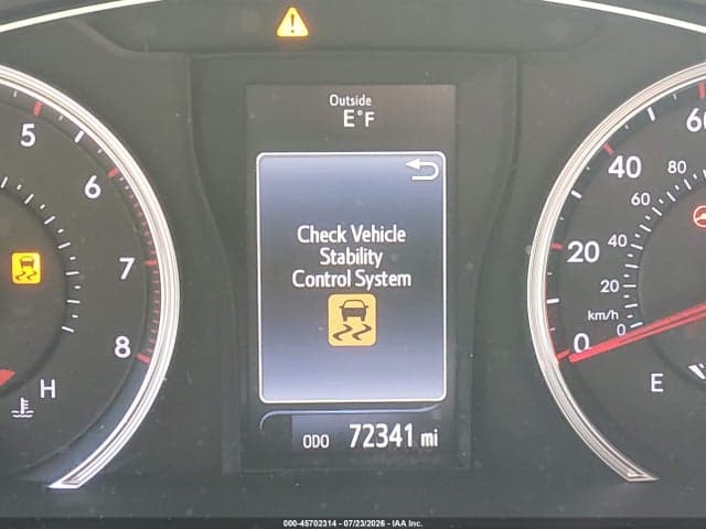 2017 TOYOTA CAMRY SE 15