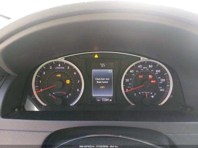 2017 TOYOTA CAMRY SE 7