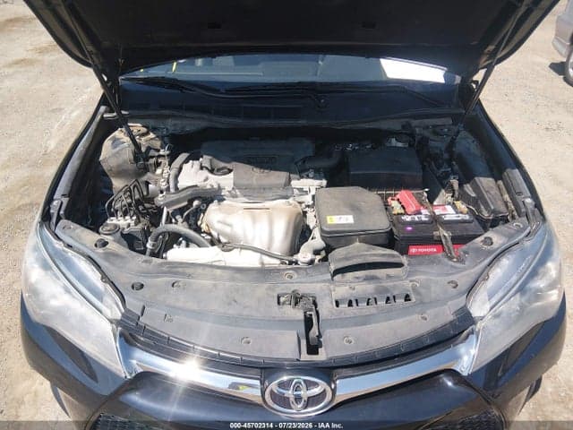 2017 TOYOTA CAMRY SE 10
