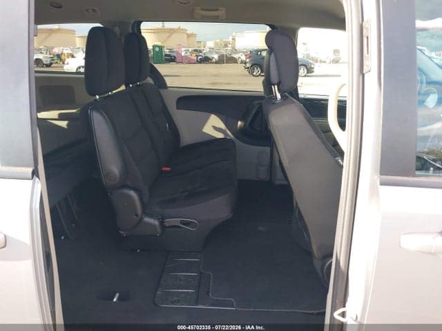 2018 DODGE GRAND CARAVAN SE 8