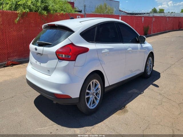 2017 FORD FOCUS SE 4
