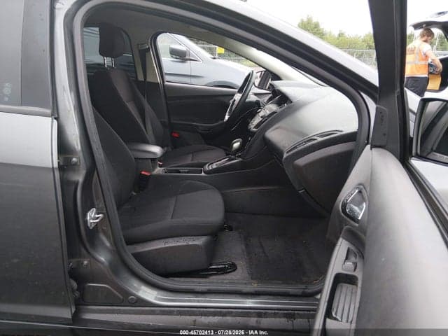 2018 FORD FOCUS SE 5