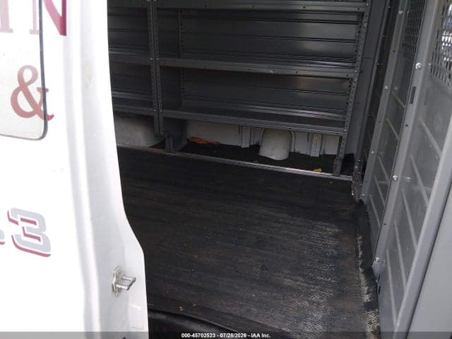 2017 GMC SAVANA 2500 WORK VAN 8