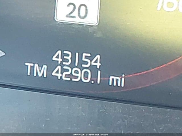 2019 VOLVO XC60 T6 MOMENTUM 15