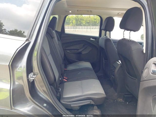 2017 FORD ESCAPE SE 8