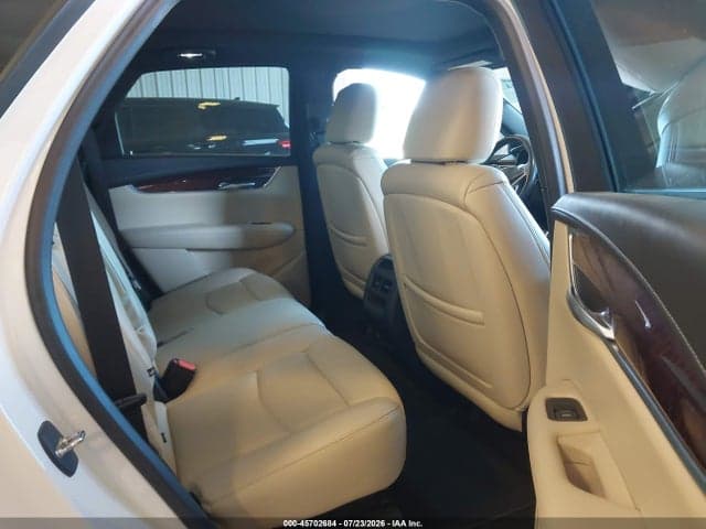 2018 CADILLAC XT5 LUXURY 8