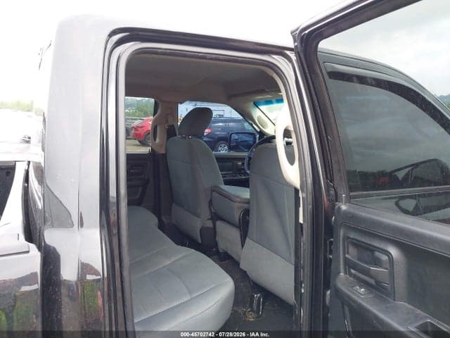 2017 RAM 1500 EXPRESS 4X4 6'4 BOX 8