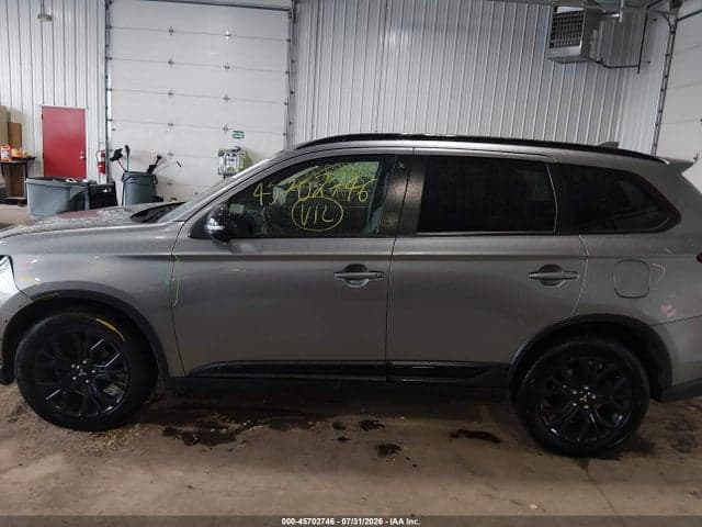 2019 MITSUBISHI OUTLANDER LE 14